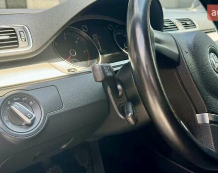 Серый Фольксваген Пассат, объемом двигателя 1.6 л и пробегом 230 тыс. км за 9000 $, фото 22 на Automoto.ua