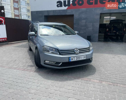 Фольксваген Пассат 2011 в Ивано-Франковске на Automoto.ua Серый Фольксваген Пассат, объемом двигателя 1.97 л и пробегом 262 тыс. км за 8450 $, фото 25 на Automoto.ua