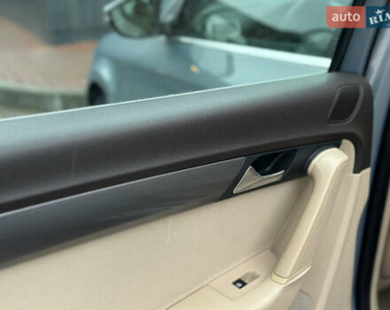 Серый Фольксваген Пассат, объемом двигателя 1.97 л и пробегом 271 тыс. км за 10550 $, фото 60 на Automoto.ua