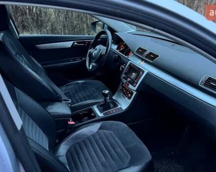 Серый Фольксваген Пассат, объемом двигателя 1.97 л и пробегом 260 тыс. км за 10500 $, фото 7 на Automoto.ua