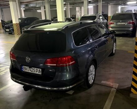 Серый Фольксваген Пассат, объемом двигателя 1.6 л и пробегом 360 тыс. км за 8000 $, фото 3 на Automoto.ua