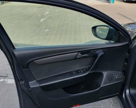 Серый Фольксваген Пассат, объемом двигателя 1.6 л и пробегом 319 тыс. км за 8500 $, фото 11 на Automoto.ua