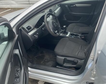 Серый Фольксваген Пассат, объемом двигателя 2 л и пробегом 289 тыс. км за 8200 $, фото 4 на Automoto.ua