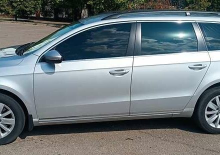 Серый Фольксваген Пассат, объемом двигателя 2 л и пробегом 262 тыс. км за 10600 $, фото 3 на Automoto.ua
