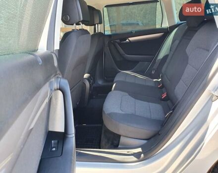 Серый Фольксваген Пассат, объемом двигателя 2 л и пробегом 243 тыс. км за 12800 $, фото 21 на Automoto.ua