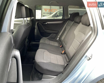 Серый Фольксваген Пассат, объемом двигателя 1.6 л и пробегом 285 тыс. км за 8200 $, фото 59 на Automoto.ua