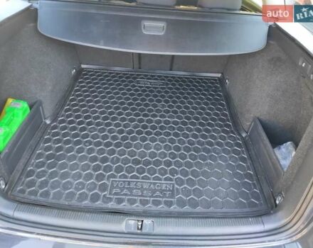 Сірий Фольксваген Пассат, об'ємом двигуна 1.97 л та пробігом 290 тис. км за 11200 $, фото 6 на Automoto.ua