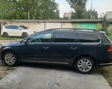 Сірий Фольксваген Пассат, об'ємом двигуна 2 л та пробігом 315 тис. км за 9600 $, фото 3 на Automoto.ua