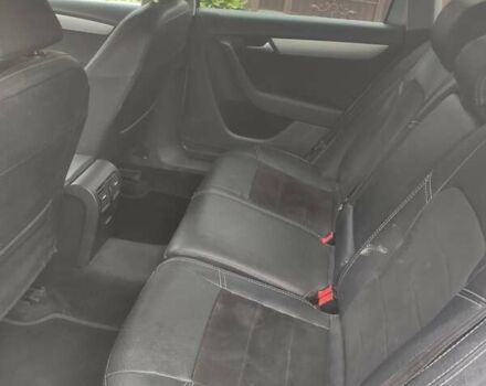 Серый Фольксваген Пассат, объемом двигателя 1.97 л и пробегом 292 тыс. км за 10000 $, фото 16 на Automoto.ua