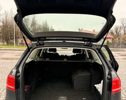 Серый Фольксваген Пассат, объемом двигателя 1.6 л и пробегом 493 тыс. км за 7999 $, фото 23 на Automoto.ua