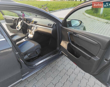 Сірий Фольксваген Пассат, об'ємом двигуна 2 л та пробігом 334 тис. км за 9000 $, фото 7 на Automoto.ua