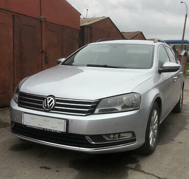 Серый Фольксваген Пассат, объемом двигателя 1.97 л и пробегом 270 тыс. км за 9300 $, фото 3 на Automoto.ua