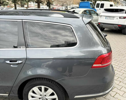 Серый Фольксваген Пассат, объемом двигателя 1.97 л и пробегом 303 тыс. км за 9599 $, фото 12 на Automoto.ua