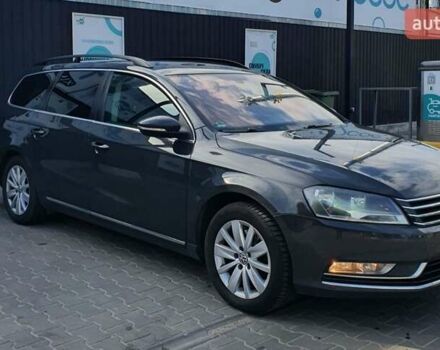 Серый Фольксваген Пассат, объемом двигателя 1.6 л и пробегом 319 тыс. км за 8500 $, фото 2 на Automoto.ua