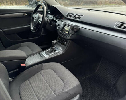 Серый Фольксваген Пассат, объемом двигателя 1.97 л и пробегом 337 тыс. км за 9900 $, фото 17 на Automoto.ua