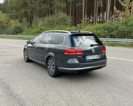 Серый Фольксваген Пассат, объемом двигателя 1.97 л и пробегом 303 тыс. км за 11000 $, фото 5 на Automoto.ua