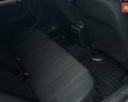 Сірий Фольксваген Пассат, об'ємом двигуна 1.6 л та пробігом 260 тис. км за 9250 $, фото 25 на Automoto.ua