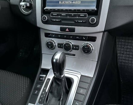 Серый Фольксваген Пассат, объемом двигателя 1.97 л и пробегом 262 тыс. км за 9700 $, фото 26 на Automoto.ua