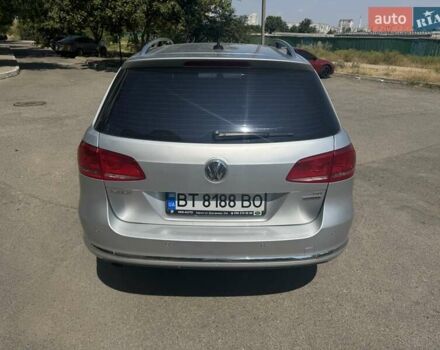 Серый Фольксваген Пассат, объемом двигателя 1.39 л и пробегом 209 тыс. км за 8700 $, фото 7 на Automoto.ua