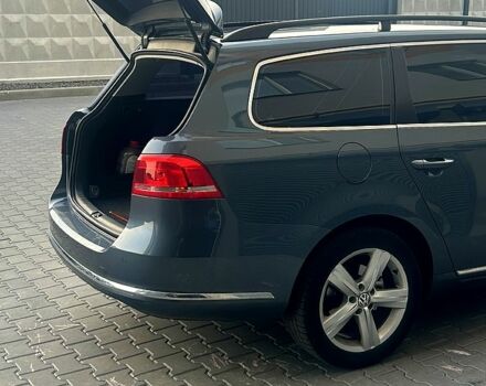 Серый Фольксваген Пассат, объемом двигателя 2 л и пробегом 246 тыс. км за 12000 $, фото 1 на Automoto.ua