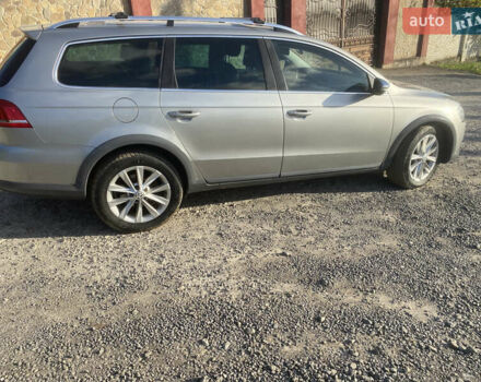 Фольксваген Пассат 2012 в Хмельницком на Automoto.ua Серый Фольксваген Пассат, объемом двигателя 2 л и пробегом 280 тыс. км за 12800 $, фото 2 на Automoto.ua