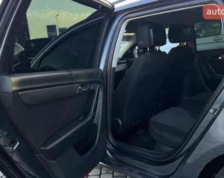 Сірий Фольксваген Пассат, об'ємом двигуна 1.6 л та пробігом 212 тис. км за 8700 $, фото 15 на Automoto.ua