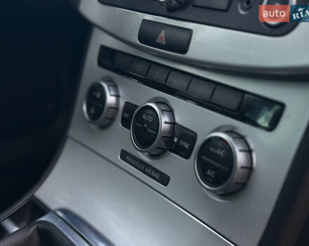 Сірий Фольксваген Пассат, об'ємом двигуна 1.6 л та пробігом 258 тис. км за 9800 $, фото 81 на Automoto.ua