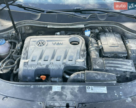 Серый Фольксваген Пассат, объемом двигателя 1.97 л и пробегом 282 тыс. км за 9700 $, фото 26 на Automoto.ua