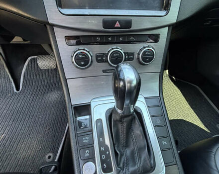 Серый Фольксваген Пассат, объемом двигателя 2 л и пробегом 270 тыс. км за 12500 $, фото 10 на Automoto.ua