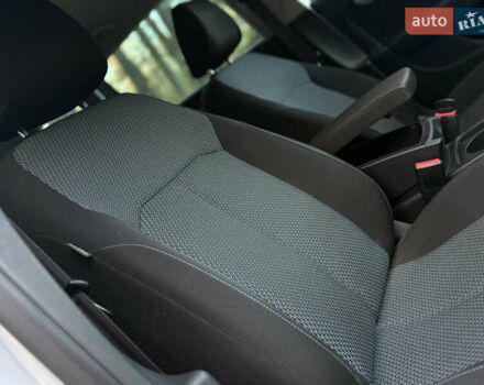 Сірий Фольксваген Пассат, об'ємом двигуна 1.6 л та пробігом 258 тис. км за 9800 $, фото 76 на Automoto.ua