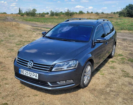 Серый Фольксваген Пассат, объемом двигателя 1.6 л и пробегом 264 тыс. км за 9000 $, фото 2 на Automoto.ua