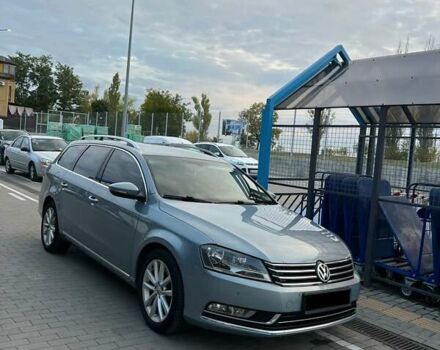 Серый Фольксваген Пассат, объемом двигателя 2 л и пробегом 295 тыс. км за 9600 $, фото 13 на Automoto.ua