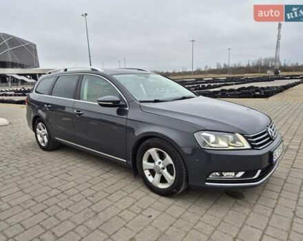 Серый Фольксваген Пассат, объемом двигателя 2 л и пробегом 328 тыс. км за 11000 $, фото 4 на Automoto.ua