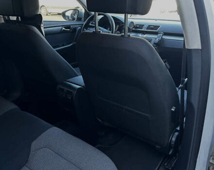 Серый Фольксваген Пассат, объемом двигателя 1.97 л и пробегом 348 тыс. км за 9900 $, фото 13 на Automoto.ua