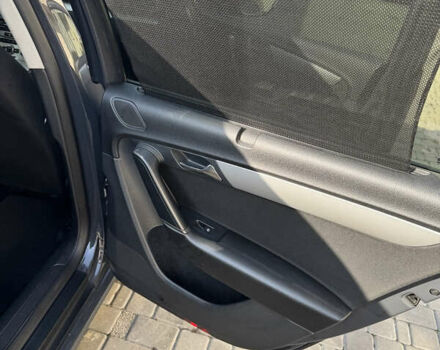 Серый Фольксваген Пассат, объемом двигателя 2 л и пробегом 278 тыс. км за 10300 $, фото 10 на Automoto.ua