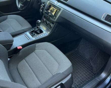 Серый Фольксваген Пассат, объемом двигателя 1.6 л и пробегом 251 тыс. км за 9200 $, фото 13 на Automoto.ua