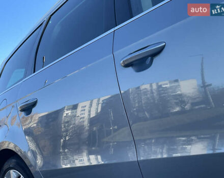 Сірий Фольксваген Пассат, об'ємом двигуна 2 л та пробігом 257 тис. км за 11490 $, фото 3 на Automoto.ua