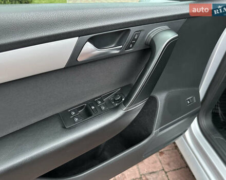 Серый Фольксваген Пассат, объемом двигателя 1.97 л и пробегом 262 тыс. км за 9700 $, фото 8 на Automoto.ua