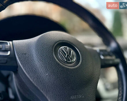 Сірий Фольксваген Пассат, об'ємом двигуна 1.6 л та пробігом 258 тис. км за 9800 $, фото 44 на Automoto.ua