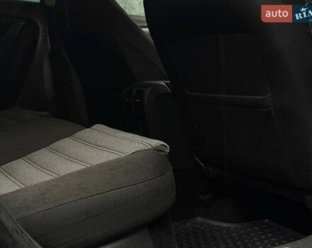 Сірий Фольксваген Пассат, об'ємом двигуна 1.6 л та пробігом 342 тис. км за 8500 $, фото 45 на Automoto.ua