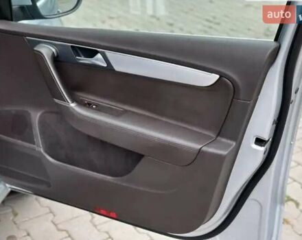 Серый Фольксваген Пассат, объемом двигателя 1.97 л и пробегом 285 тыс. км за 11800 $, фото 7 на Automoto.ua