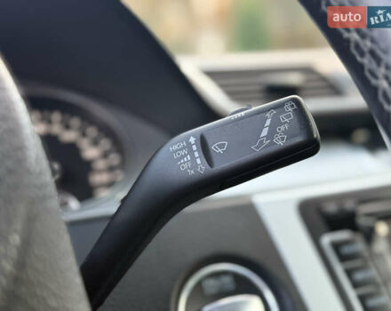 Сірий Фольксваген Пассат, об'ємом двигуна 1.6 л та пробігом 258 тис. км за 9800 $, фото 46 на Automoto.ua