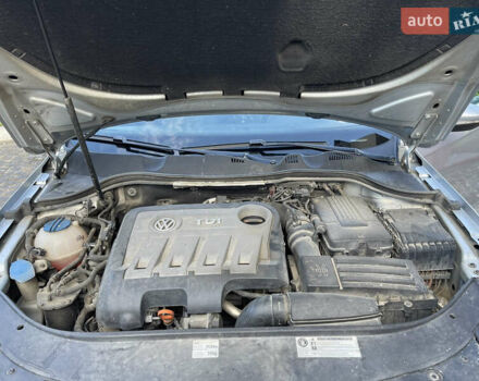 Сірий Фольксваген Пассат, об'ємом двигуна 2 л та пробігом 383 тис. км за 11500 $, фото 13 на Automoto.ua