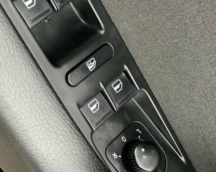 Серый Фольксваген Пассат, объемом двигателя 2 л и пробегом 258 тыс. км за 10955 $, фото 40 на Automoto.ua