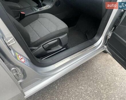 Серый Фольксваген Пассат, объемом двигателя 1.6 л и пробегом 245 тыс. км за 11000 $, фото 11 на Automoto.ua