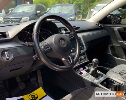 Серый Фольксваген Пассат, объемом двигателя 1.6 л и пробегом 307 тыс. км за 10750 $, фото 7 на Automoto.ua