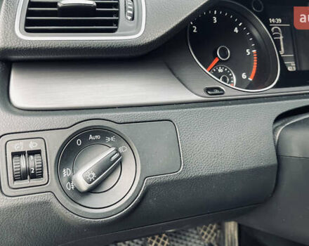 Фольксваген Пассат 2012 в Житомире на Automoto.ua Серый Фольксваген Пассат, объемом двигателя 1.6 л и пробегом 317 тыс. км за 9350 $, фото 27 на Automoto.ua