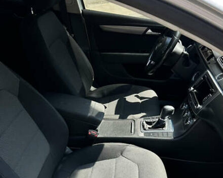 Серый Фольксваген Пассат, объемом двигателя 1.8 л и пробегом 245 тыс. км за 9899 $, фото 11 на Automoto.ua