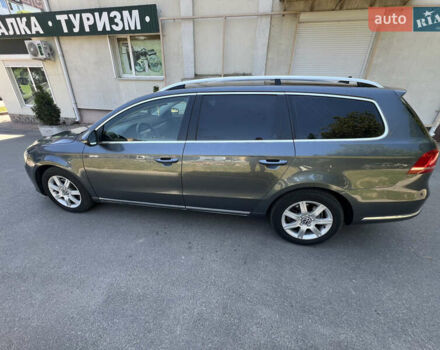 Серый Фольксваген Пассат, объемом двигателя 1.6 л и пробегом 251 тыс. км за 9200 $, фото 8 на Automoto.ua