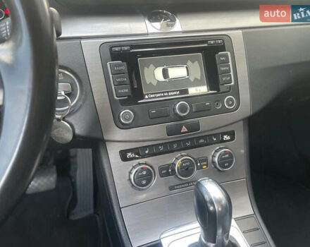 Серый Фольксваген Пассат, объемом двигателя 2 л и пробегом 217 тыс. км за 11300 $, фото 8 на Automoto.ua